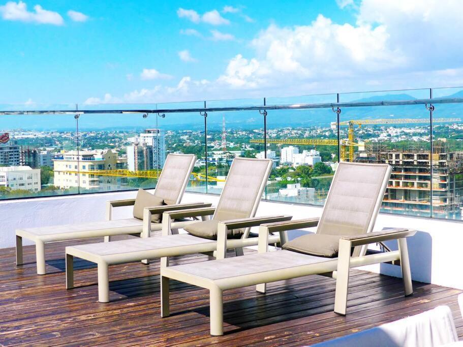 Suites Room Soha II Сантяго де лос Кабайерос Екстериор снимка