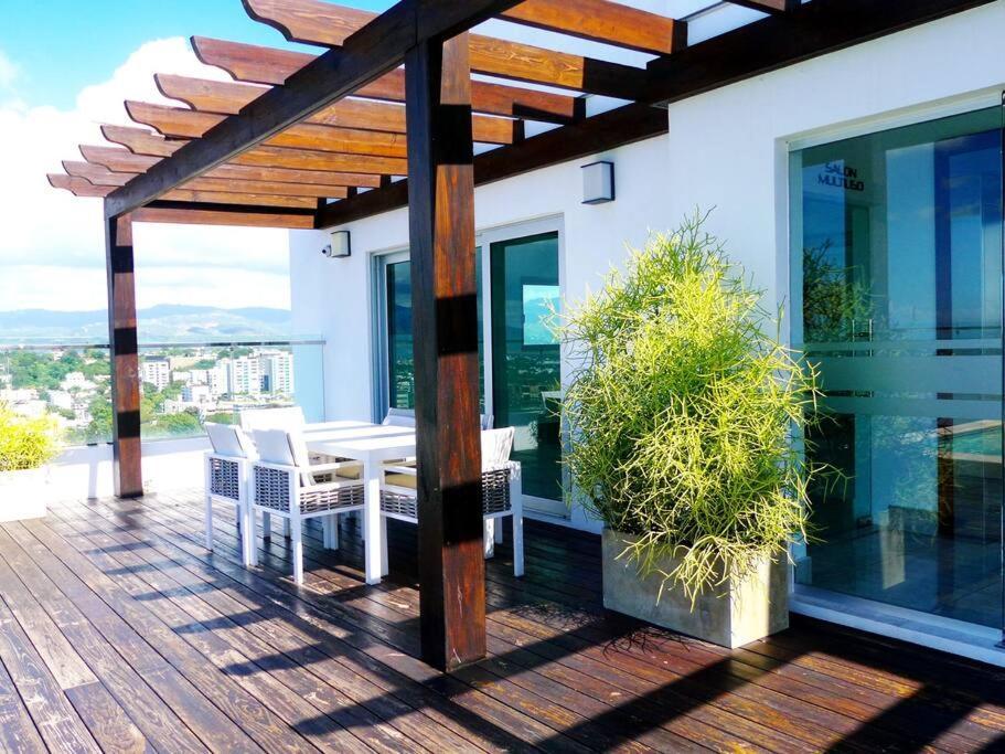 Suites Room Soha II Сантяго де лос Кабайерос Екстериор снимка