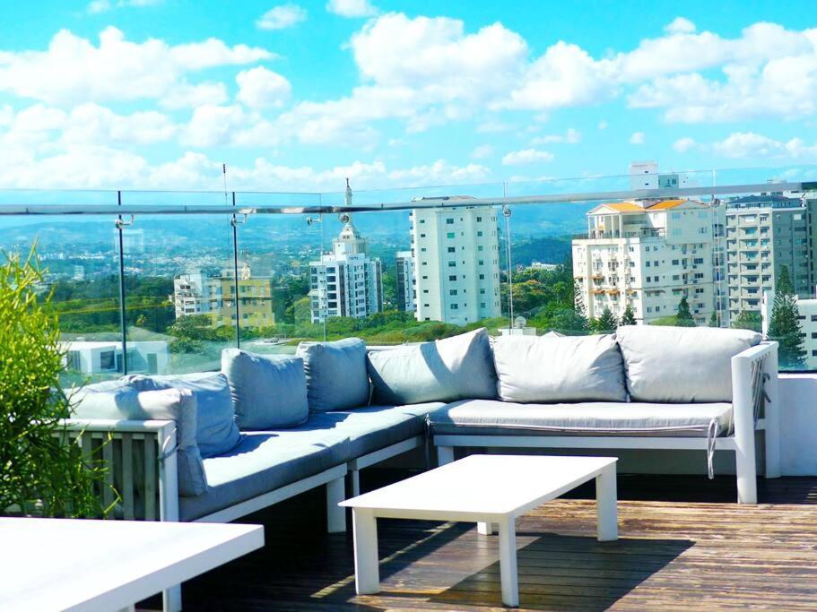 Suites Room Soha II Сантяго де лос Кабайерос Екстериор снимка