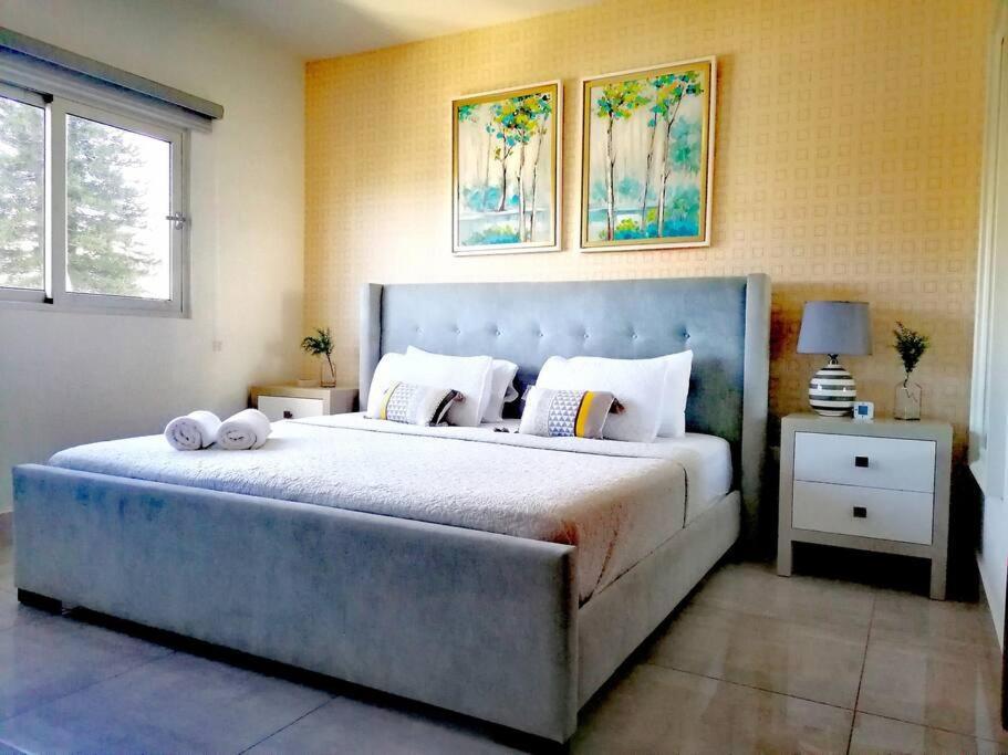 Suites Room Soha II Сантяго де лос Кабайерос Екстериор снимка