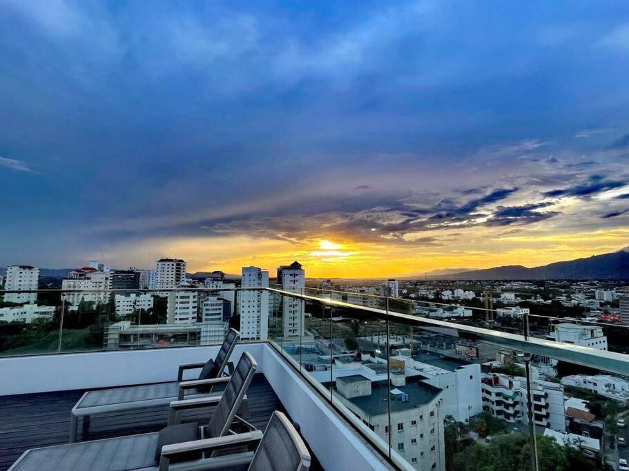 Suites Room Soha II Сантяго де лос Кабайерос Екстериор снимка